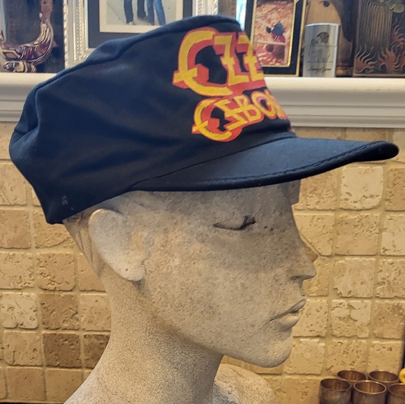 Diary Of a Madman Tour 1982 Ozzy Osbourne Painter Hat w/ Bats *Rare* - Picture 3 of 16